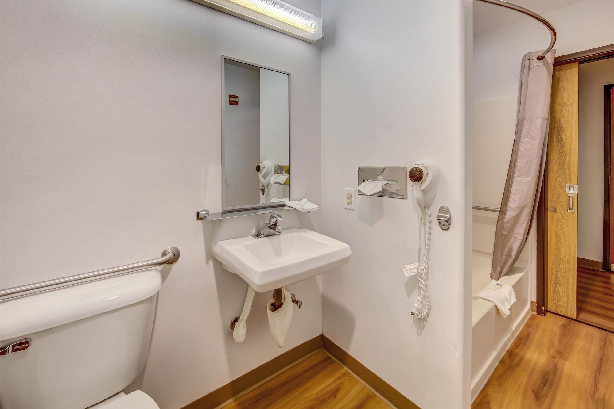 Motel 6-Sutherlin, Or Екстер'єр фото